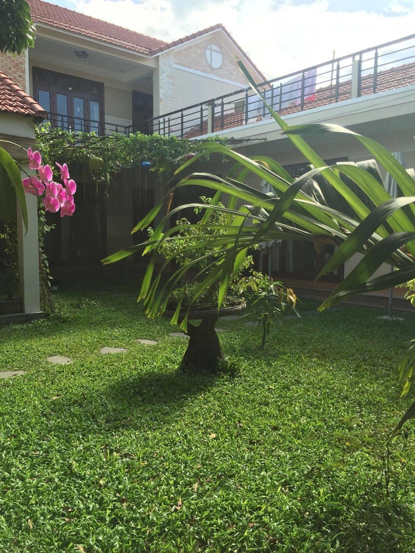 Galaxy Homestay Hội An Extérieur photo